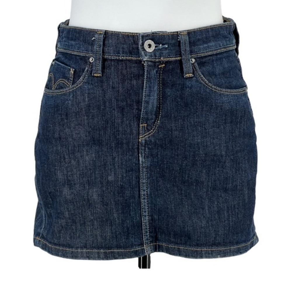 Levi’s Women’s Denim Mini Skirt Dark Wash Size XS